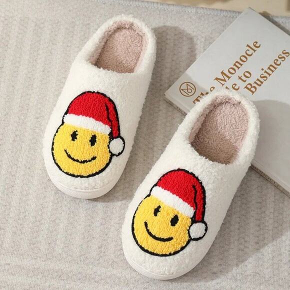 2/$30 NEW Christmas Happy Face Santa Hat Slippers - Picture 1 of 10